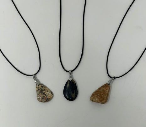 Necklace-Single Stone
