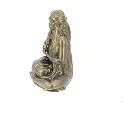 Ceridwen bronze - view 4