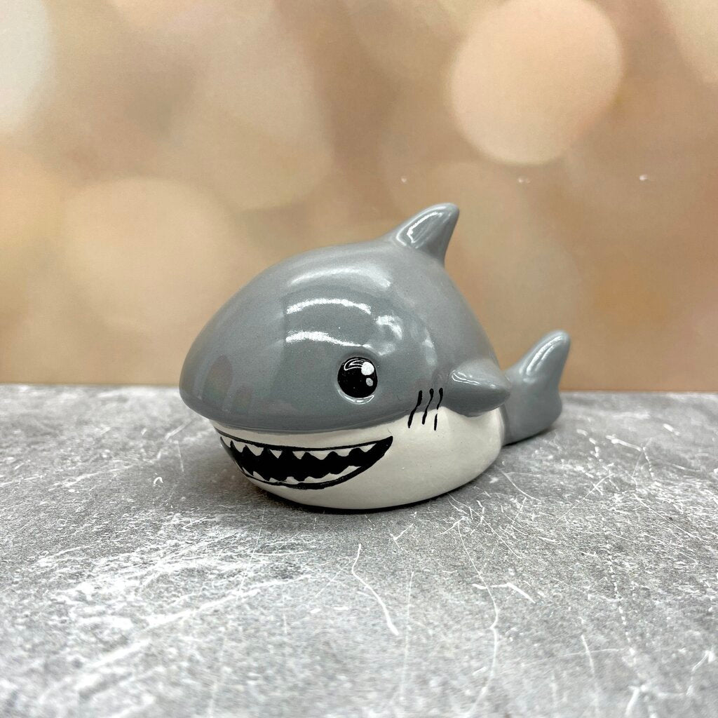 Shark Friend Lg Grey