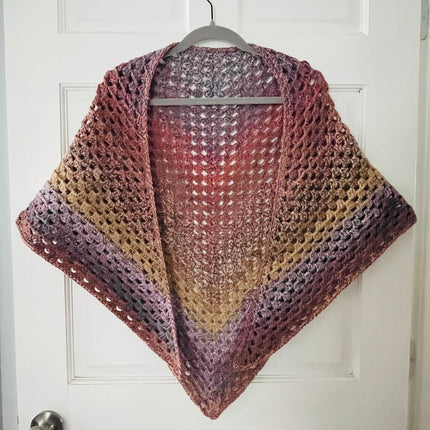 Triangle Shawl Scarf - Granny Stitch in Cat's Eye