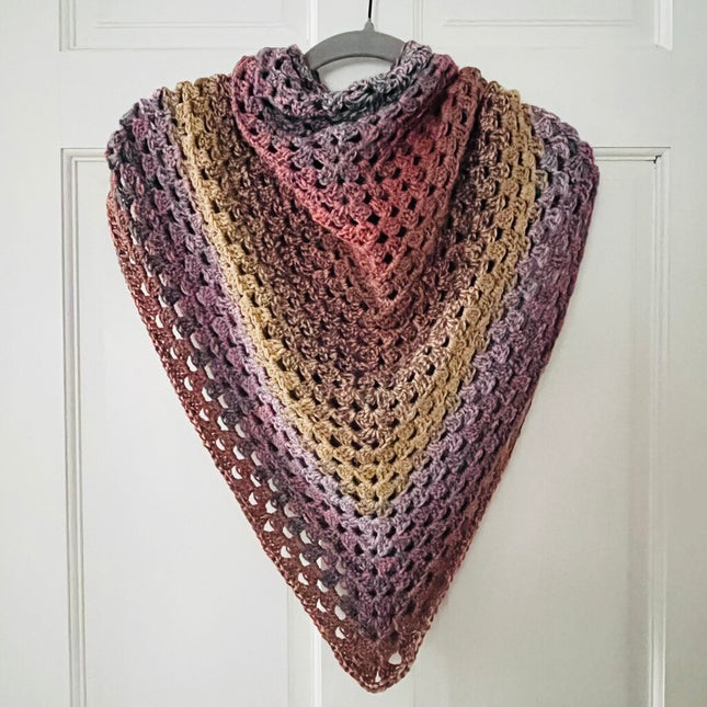 Triangle Shawl Scarf - Granny Stitch in Cat's Eye