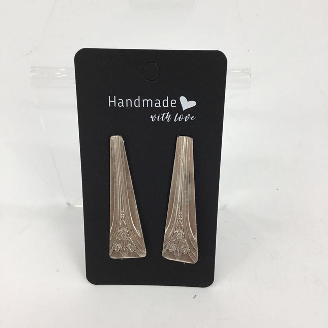 Earring long flower stud