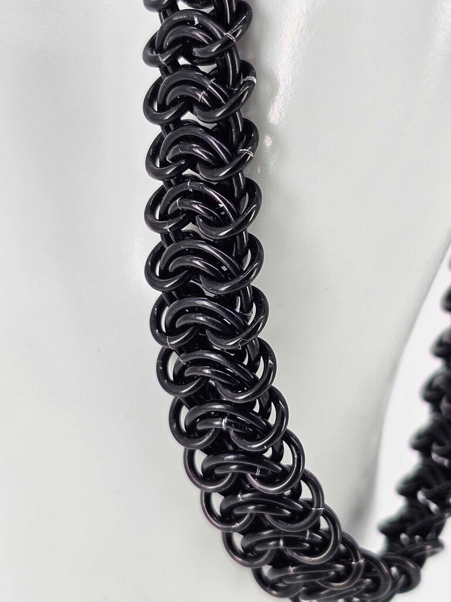 8" Black Vertebrae Bracelet