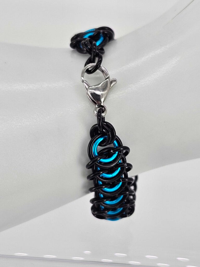 7.5" Black Turquoise Vertebrae Bracelet