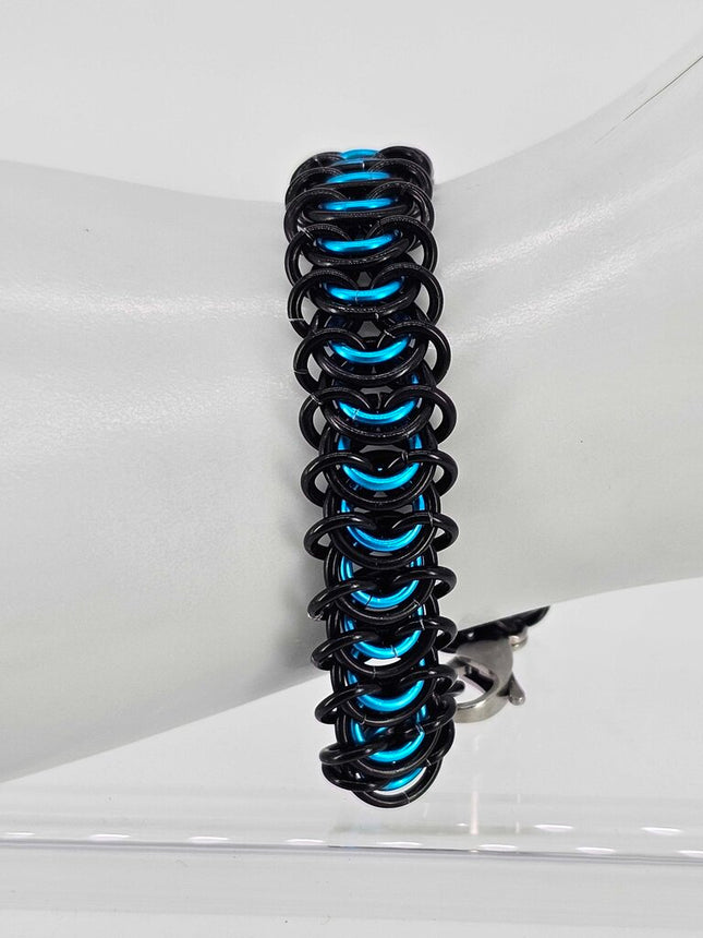 7.5" Black Turquoise Vertebrae Bracelet