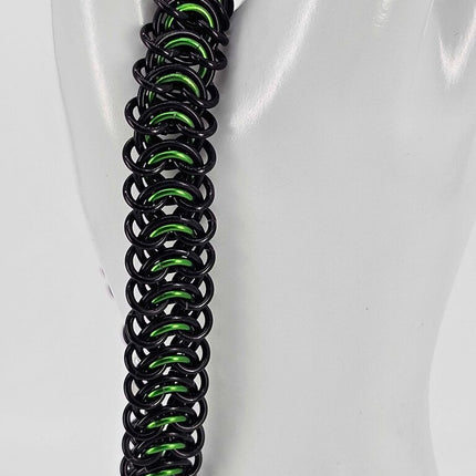 8" Black Green Vertebrae Bracelet