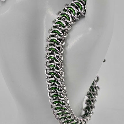 8" Silver Green Vertebrae Bracelet