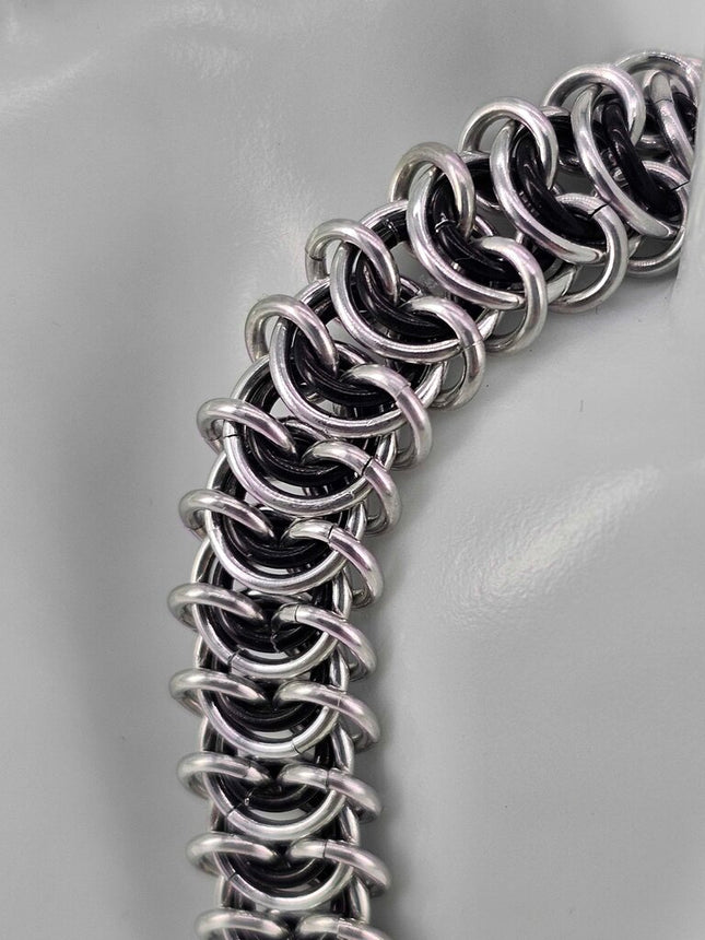 8" Silver Black Vertebrae Bracelet