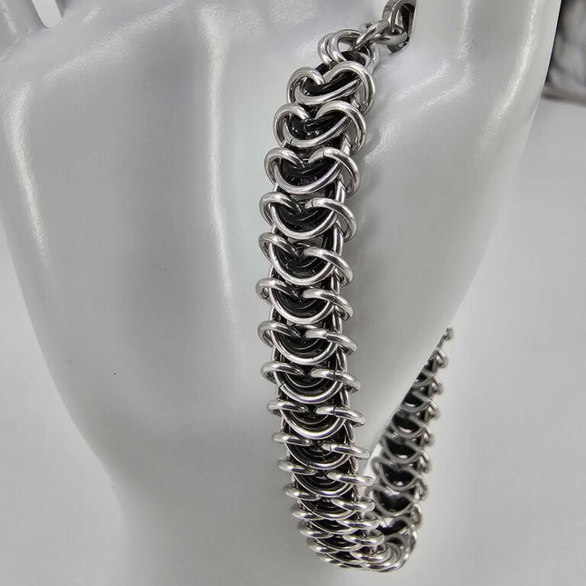 8" Silver Black Vertebrae Bracelet