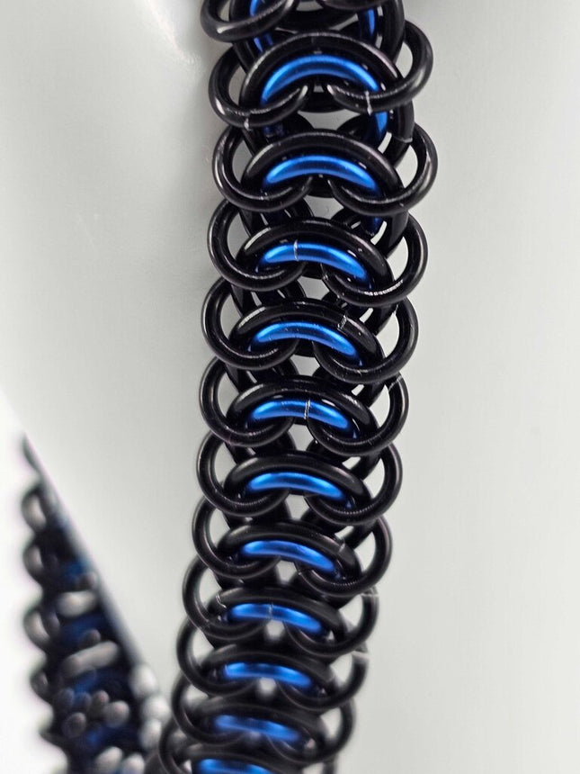 8" Black Blue Vertebrae Bracelet