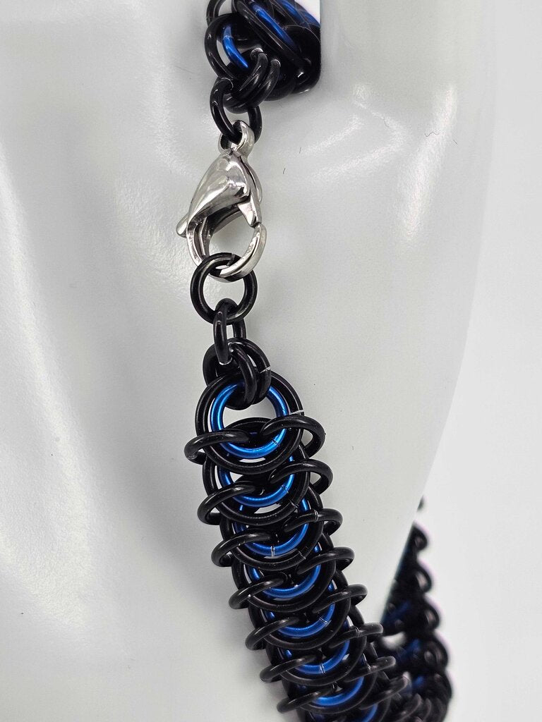 8" Black Blue Vertebrae Bracelet