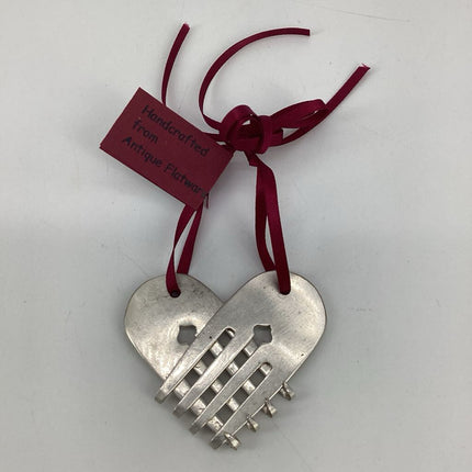 Heart Ornament-w