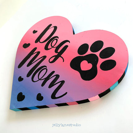DOG MOM HEART PLAQUE