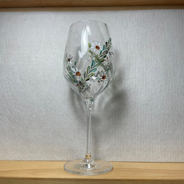 Daisies eucalyptus wine