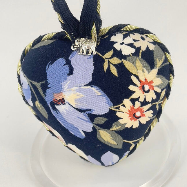 Floral heart ornament