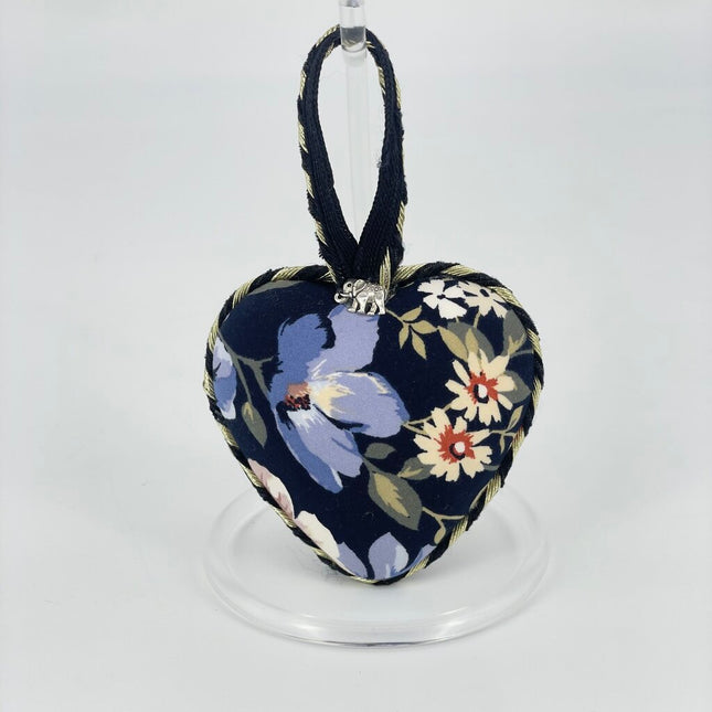 Floral heart ornament