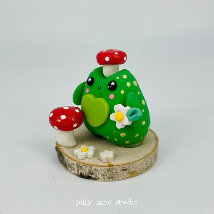 MUSHROOM TOP FROGGIE DESK FRIEND