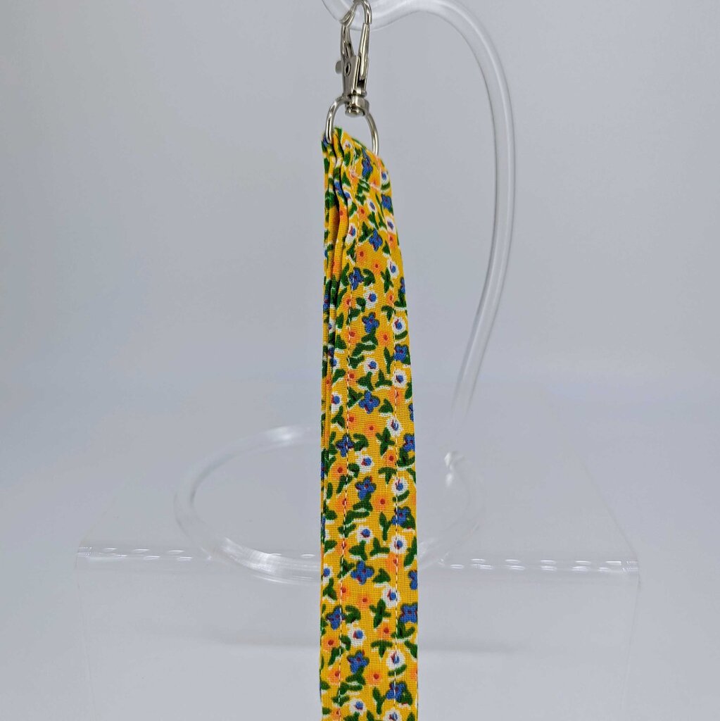 041 Blue Floral 2 Keychain