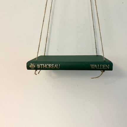 Bookshelf Walden