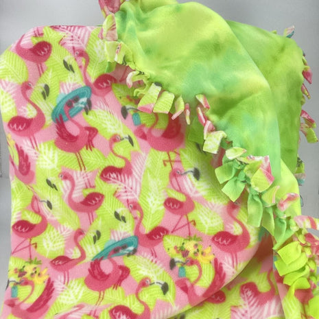 Reversible fleece blanket pink flamingo with lime green