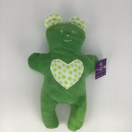 Teddy Bear Green w/ green & white heart