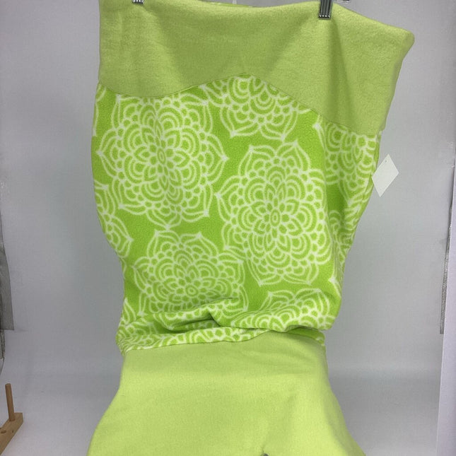 Snuggle sack lime green floral w/ green (L)