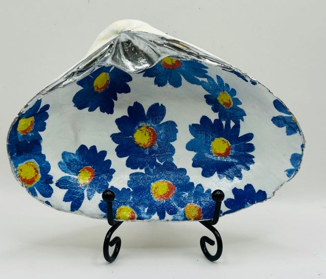 Blue Floral Clam Dish from Newport, RI