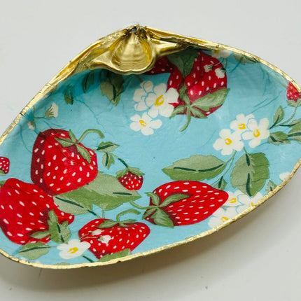 Strawberries Clam Dish from Nahant, MA