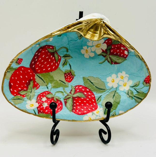 Strawberries Clam Dish from Nahant, MA