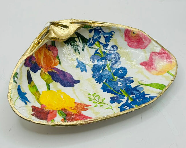 Iris & Delphinium XXL Clam (Newport, RI)