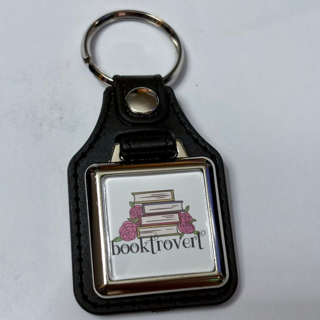 BOOKTROVERT VINYL KEYCHAIN SQUARE
