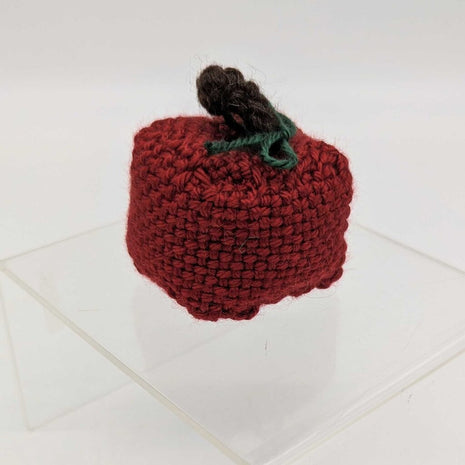 Happie Apple Shelf Sitter