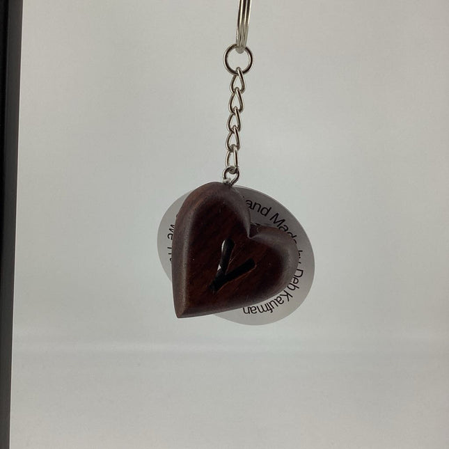 Keychain, Heart Initial V