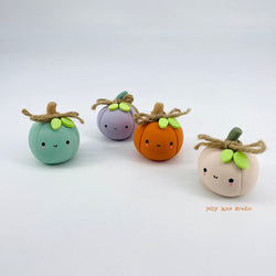 CHUNKY PUMPKIN DESK FRIEND - view 3