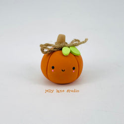 CHUNKY PUMPKIN DESK FRIEND - view 1