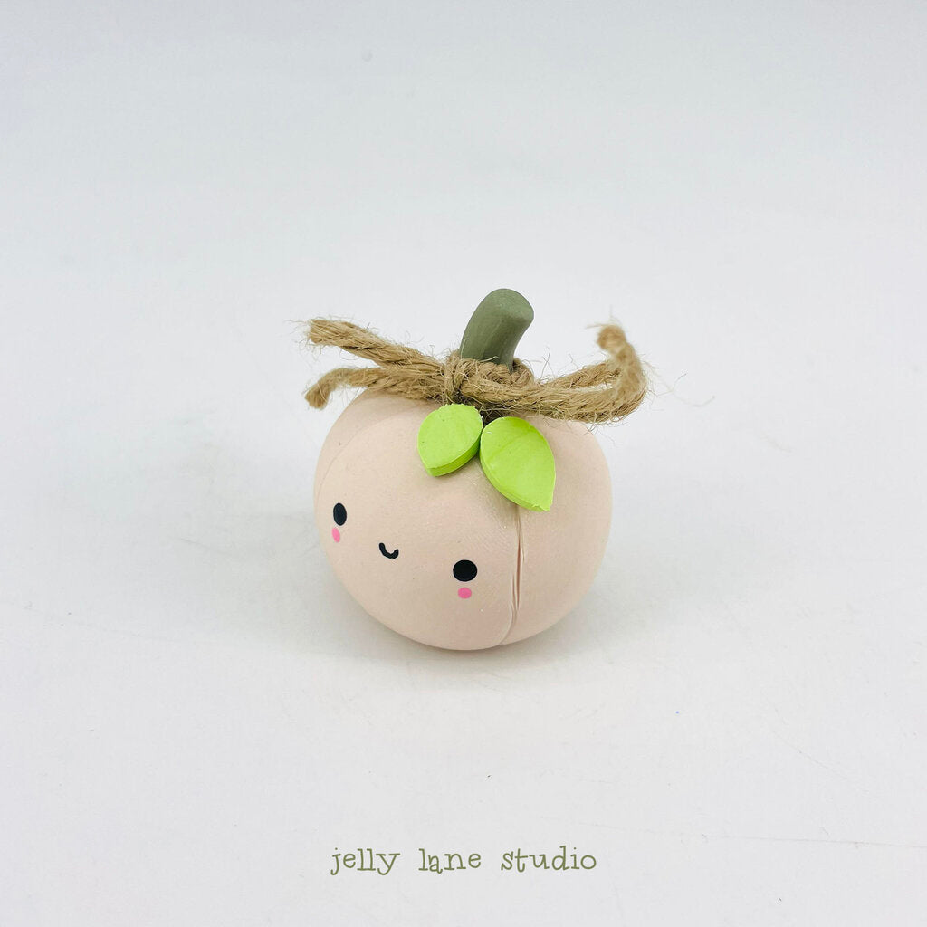 CHUNKY PUMPKIN DESK FRIEND