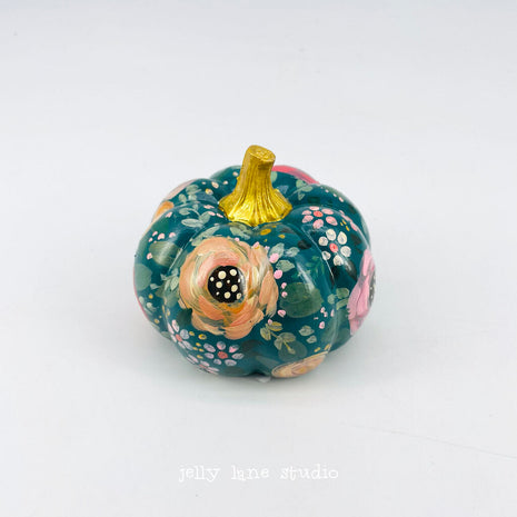 FLORAL PUMPKIN