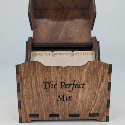 Recipe Box and 12 Divider