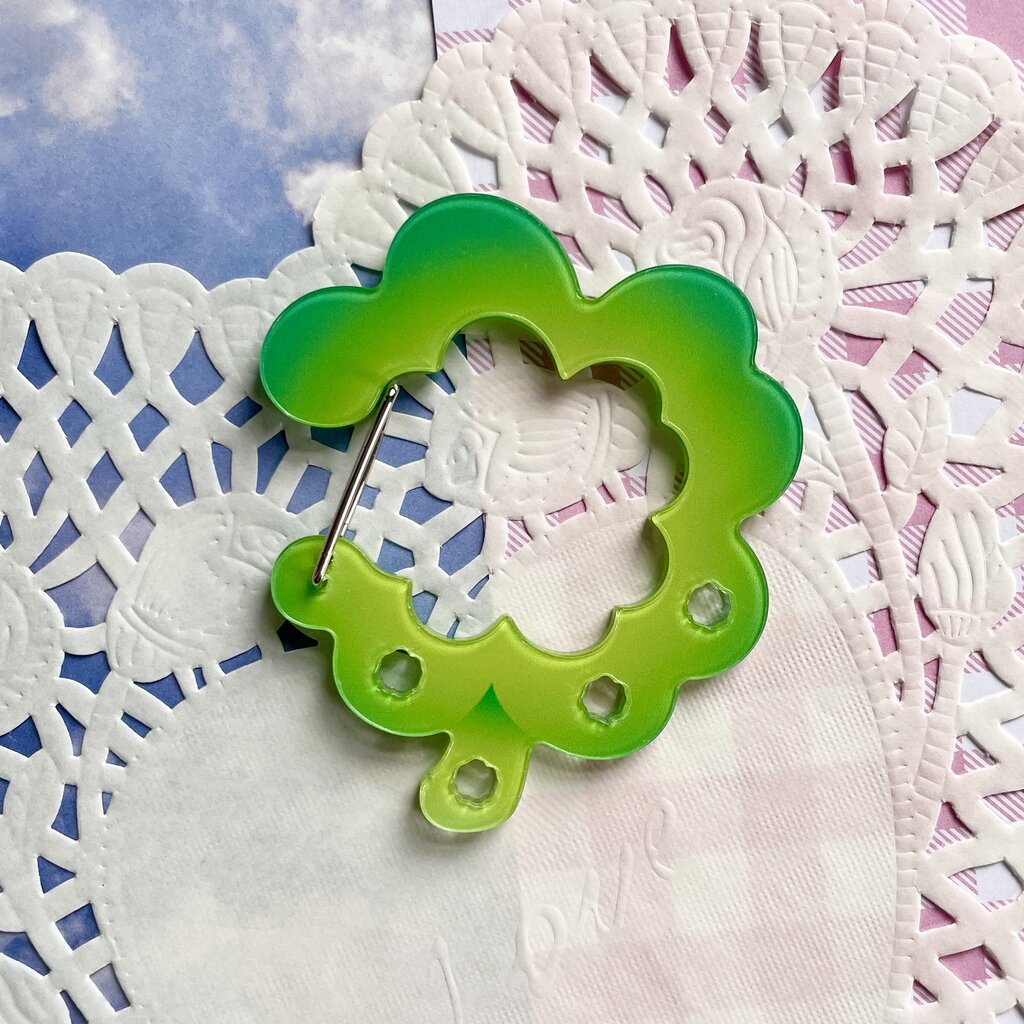 Lucky Clover Carabiner