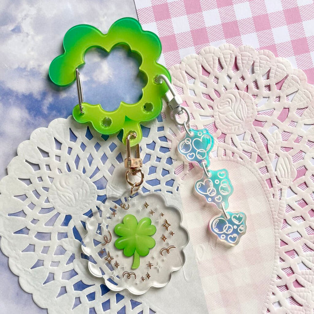 Lucky Clover Carabiner