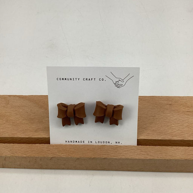Brown Bow Studs