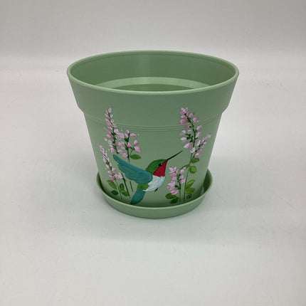 Large pot w/ hummingbird-E