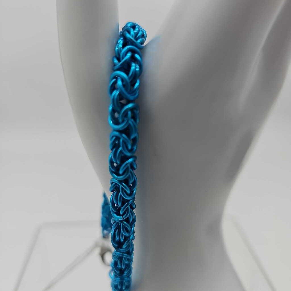 18g Turquoise Anodized Aluminum Byzantine Bracelet 8 inch