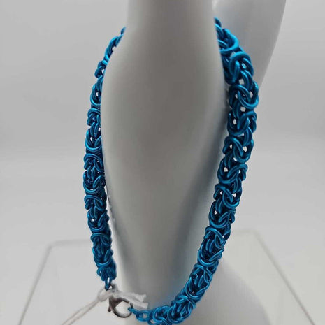 18g Turquoise Anodized Aluminum Byzantine Bracelet 8 inch