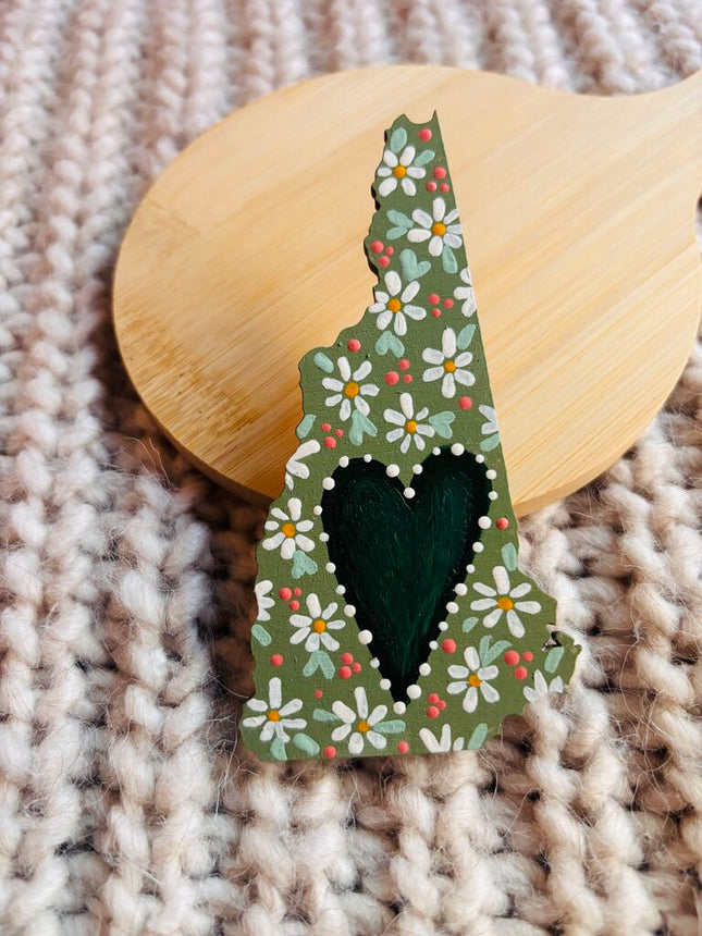 Dark green Floral NH Magnet