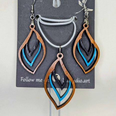 Earrings Necklace Set Cherry wood with black and turquoise detail