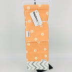 Peach with White Daisies