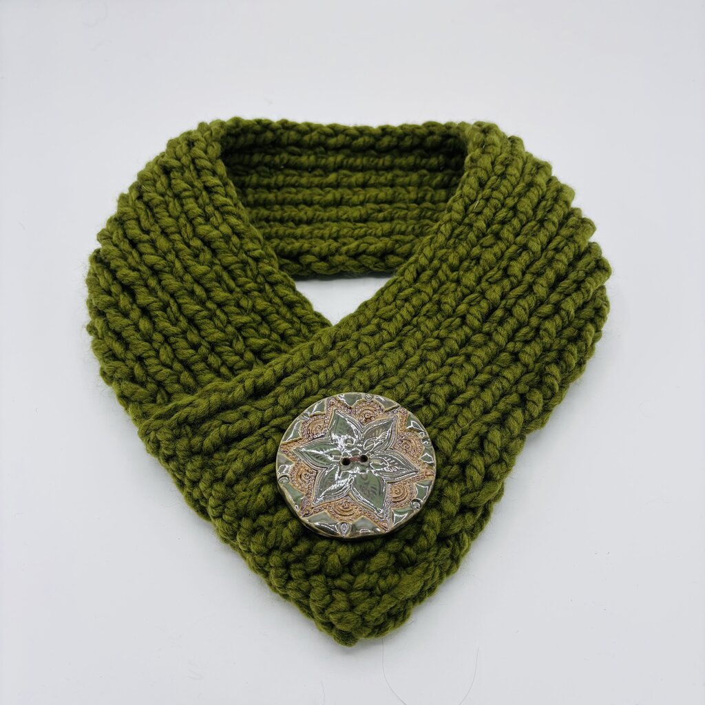 Cowl Big Button Cilantro