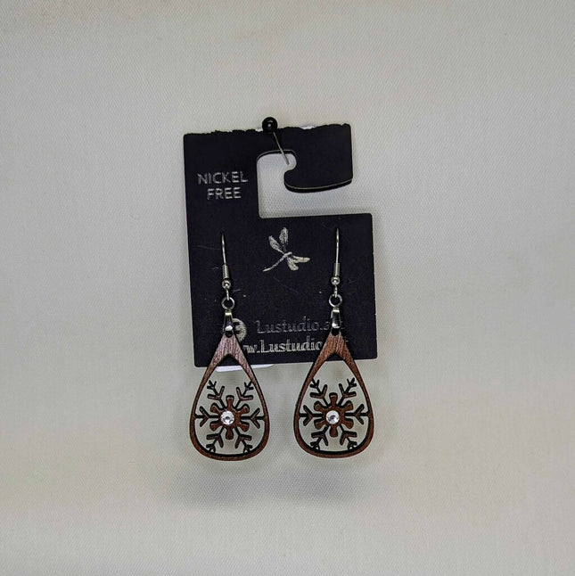 Earrings - Cherry Wood Snowflake w a bling