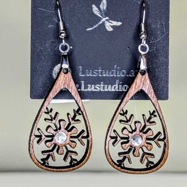 Earrings - Cherry Wood Snowflake w a bling